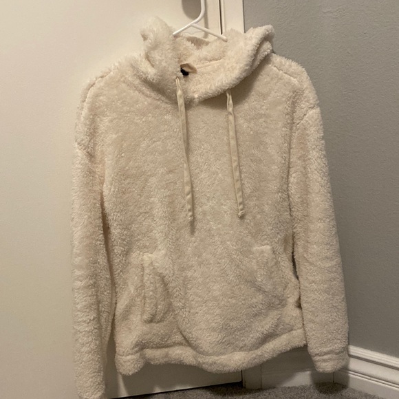 Universal Thread White/Cream Sherpa Hoodie - Picture 1 of 2
